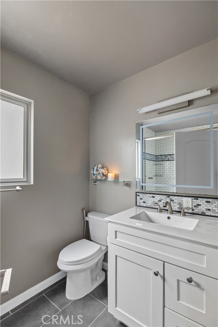 284 Chiquita Street, Laguna Beach CA: https://media.crmls.org/medias/1728e13b-a158-4718-ac13-d3da7099b60b.jpg