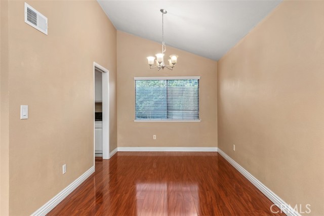 Detail Gallery Image 9 of 44 For 3902 Cedron St, Irvine,  CA 92606 - 4 Beds | 2/1 Baths