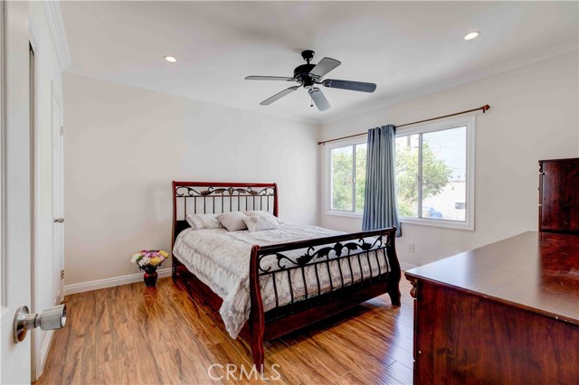 Detail Gallery Image 38 of 52 For 1800 W Kenneth Rd, Glendale,  CA 91201 - 3 Beds | 1/1 Baths