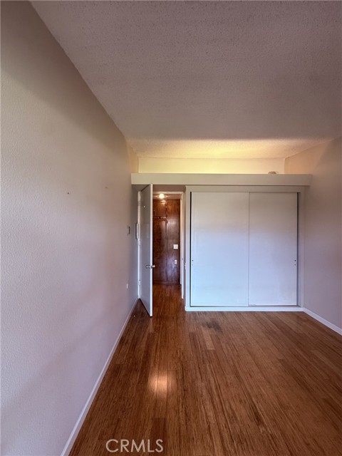 Detail Gallery Image 6 of 9 For 1661 Monterey #16-D,  Seal Beach,  CA 90740 - 1 Beds | 1 Baths