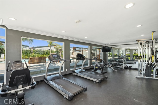 Detail Gallery Image 33 of 37 For 8250 Lankershim Blvd #33,  North Hollywood,  CA 91605 - 3 Beds | 2 Baths