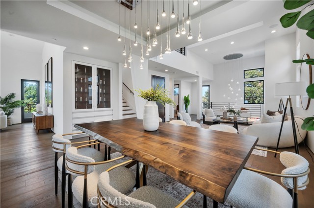 332 Avenue E, Redondo Beach, California 90277, 5 Bedrooms Bedrooms, ,6 BathroomsBathrooms,Residential,For Sale,Avenue E,SB26070979