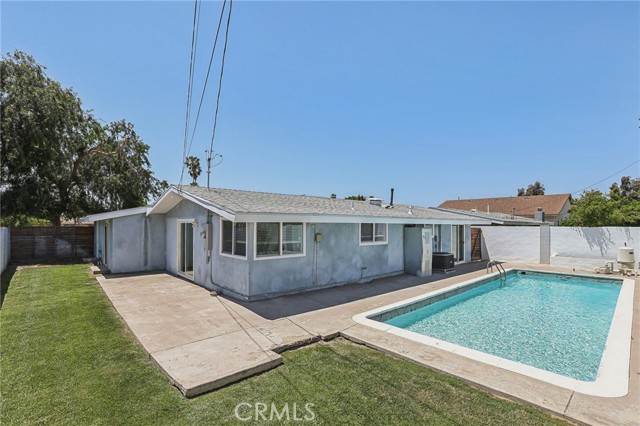 Detail Gallery Image 31 of 34 For 1048 N Loara St, Anaheim,  CA 92801 - 4 Beds | 2 Baths