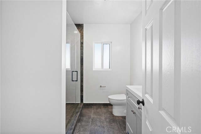 Detail Gallery Image 25 of 32 For 11031 Lull St, Sun Valley,  CA 91352 - 2 Beds | 1/1 Baths