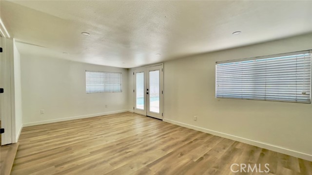 Detail Gallery Image 24 of 31 For 8742 Quakertown Ave, Northridge,  CA 91324 - 4 Beds | 2 Baths