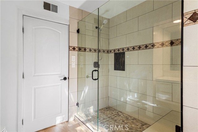 Detail Gallery Image 16 of 47 For 17361 Parthenia, –,  CA 91325 - 5 Beds | 4 Baths