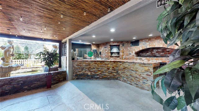 Image 3 of 59 For 6500 Foothill Boulevard