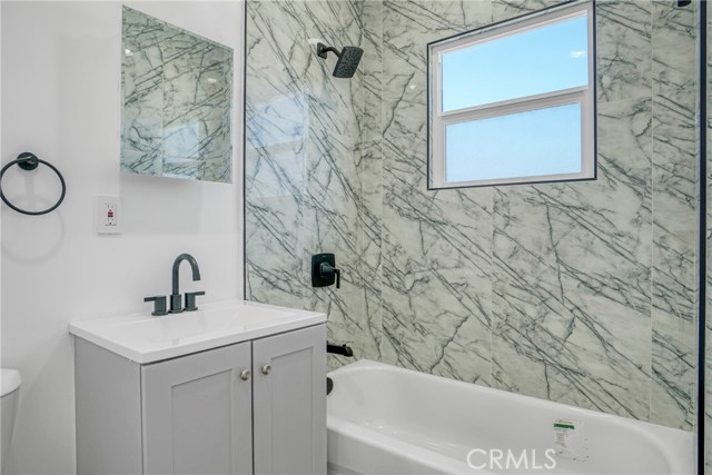 200 N Willow N Avenue, Compton CA: https://media.crmls.org/medias/172df71a-c9ff-4750-818b-0e1ae3aef0b7.jpg