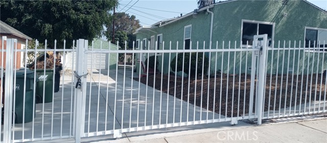 147 132nd Street Los Angeles CA 90061