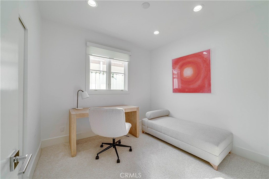 MLS #OC25248780 image #20