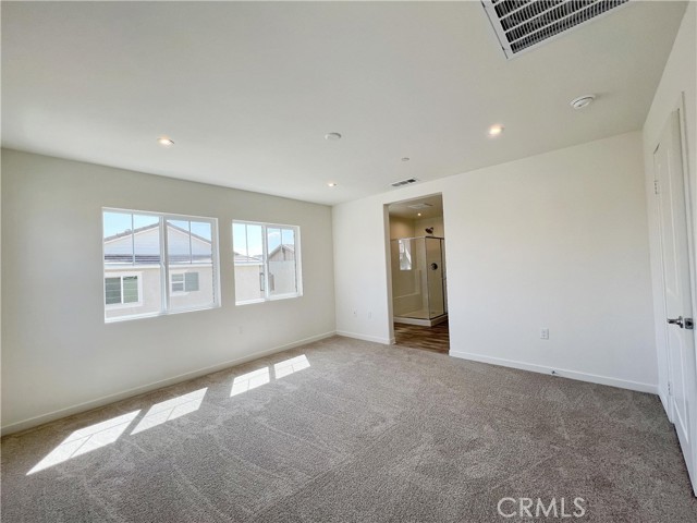 Detail Gallery Image 11 of 26 For 16067 Olivas Ln, Fontana,  CA 92336 - 4 Beds | 2/1 Baths