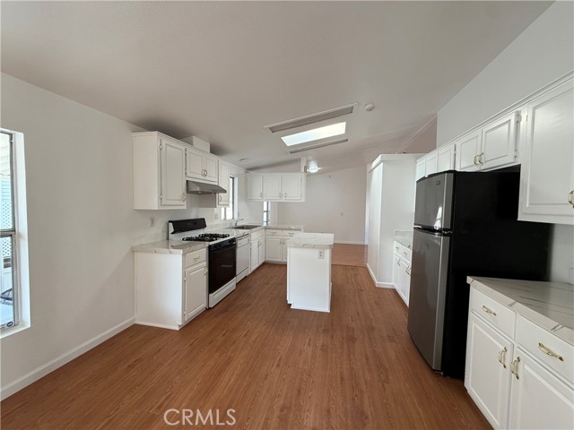 Detail Gallery Image 13 of 30 For 1441 Paso Real Ave #203,  Rowland Heights,  CA 91748 - 4 Beds | 2 Baths