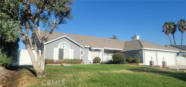 Detail Gallery Image 2 of 29 For 27344 Darlene Dr, Moreno Valley,  CA 92555 - 4 Beds | 2/1 Baths