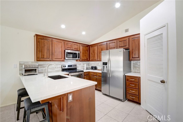 42297 Sultan Avenue, Palm Desert CA: https://media.crmls.org/medias/1731a1b9-e625-4079-96af-261be54e3add.jpg