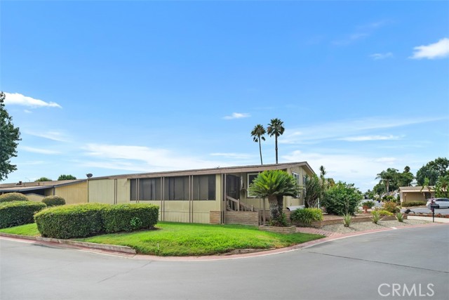 Detail Gallery Image 4 of 26 For 1456 E Philadelphia St Spc 378, Ontario,  CA 91761 - 2 Beds | 2 Baths