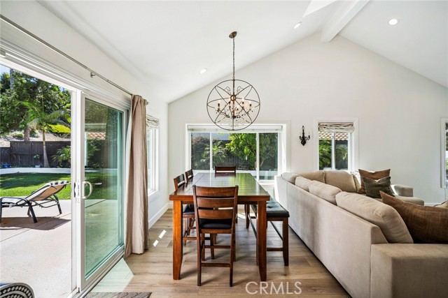 1205 Cerca, San Clemente CA: https://media.crmls.org/medias/17325d07-6af1-4902-8f84-aadf3e78a31e.jpg