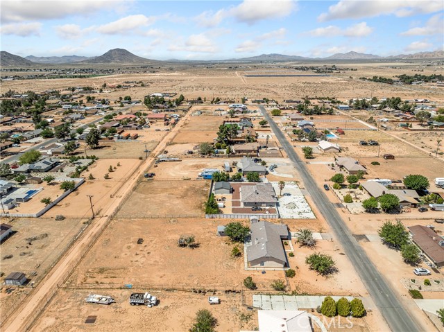 Detail Gallery Image 38 of 41 For 15464 Erie Rd, Apple Valley,  CA 92307 - 3 Beds | 2 Baths