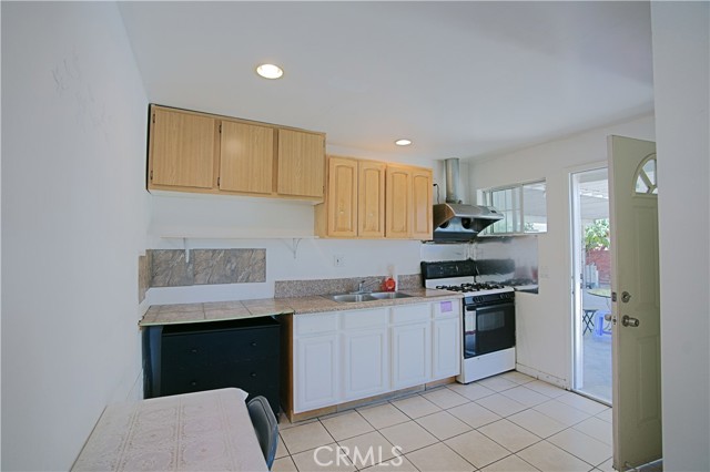 Detail Gallery Image 17 of 33 For 2506 Strathmore Ave, Rosemead,  CA 91770 - 4 Beds | 2 Baths