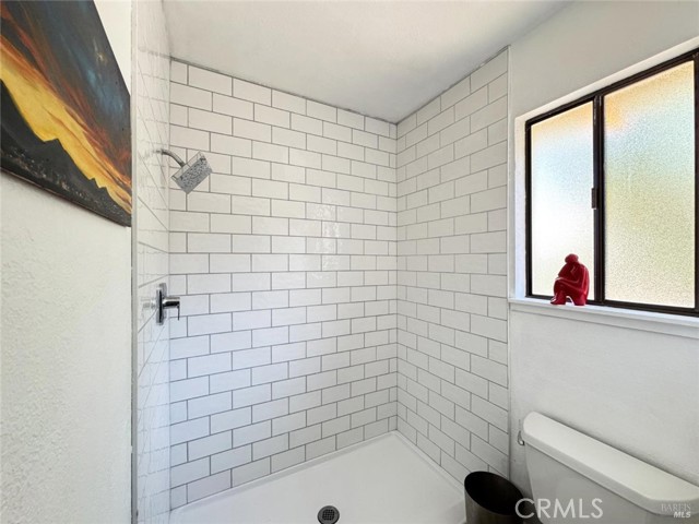 1321 Oak Knoll Road, Ukiah CA: https://media.crmls.org/medias/17334766-2966-4a7c-b3dd-2d8c519207a8.jpg