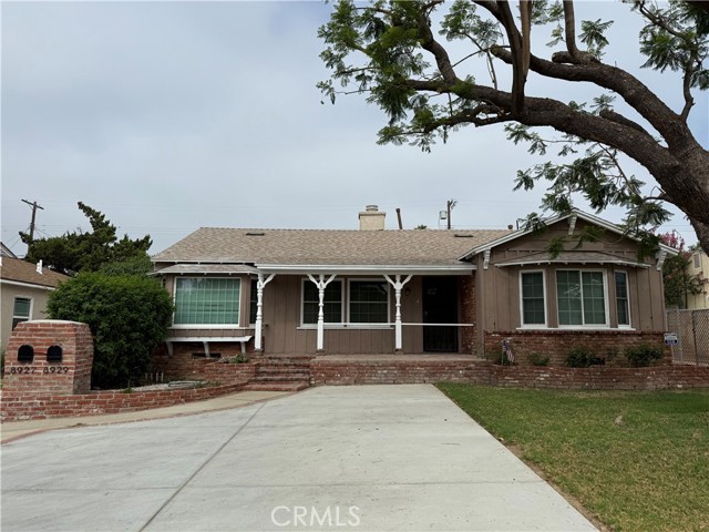 Detail Gallery Image 1 of 23 For 8929 Rathburn Ave, Northridge,  CA 91325 - 3 Beds | 2 Baths
