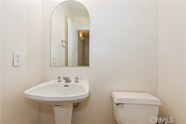 Detail Gallery Image 31 of 33 For 22509 Silver Dollar St, Corona,  CA 92883 - 3 Beds | 2/1 Baths