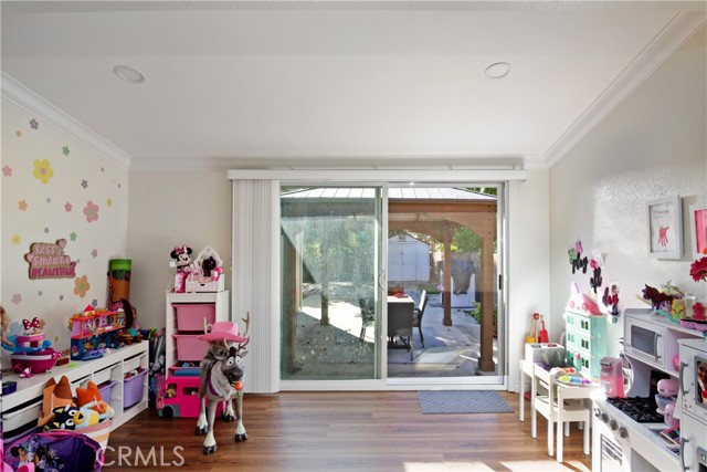 Detail Gallery Image 7 of 34 For 11003 Pangborn Ave, Downey,  CA 90241 - 3 Beds | 2 Baths