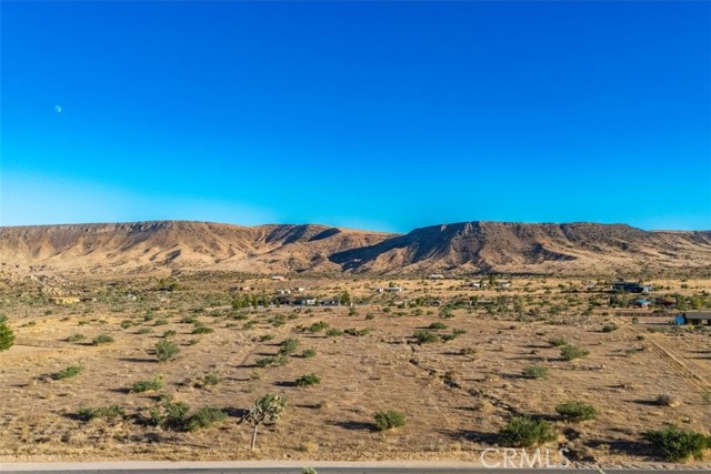 Detail Gallery Image 14 of 15 For 1 Pipes Canyon Road, Pioneertown,  CA 92268 - – Beds | – Baths