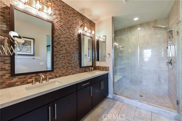 Detail Gallery Image 20 of 35 For 135 Interval, Irvine,  CA 92618 - 3 Beds | 2/2 Baths