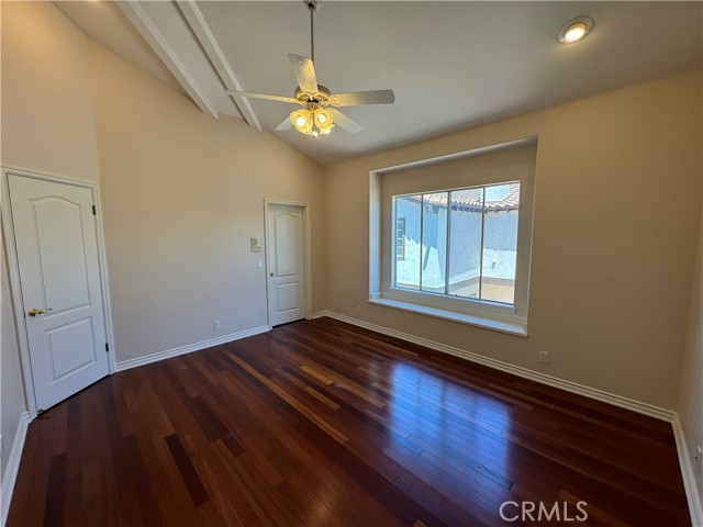 Detail Gallery Image 15 of 26 For 2118 Clark Ln a,  Redondo Beach,  CA 90278 - 4 Beds | 3/1 Baths
