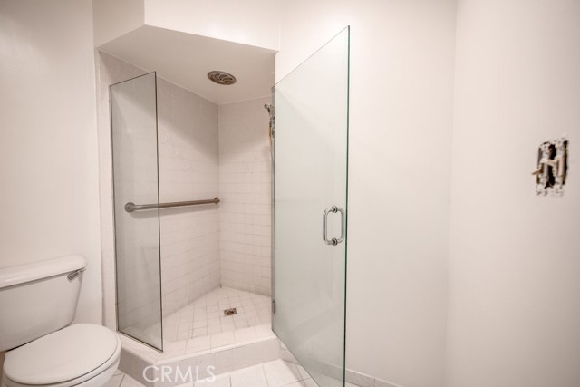 851 Misty Isle Drive, Glendale CA: https://media.crmls.org/medias/1735b3c5-14bb-4c28-9185-53695982770a.jpg
