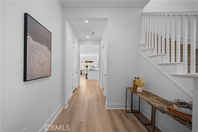 114 eversedge, Irvine CA: https://media.crmls.org/medias/17369847-996b-4f35-910c-031e59c99537.jpg