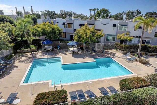 Detail Gallery Image 37 of 39 For 501 Herondo #18,  Hermosa Beach,  CA 90254 - 3 Beds | 2 Baths