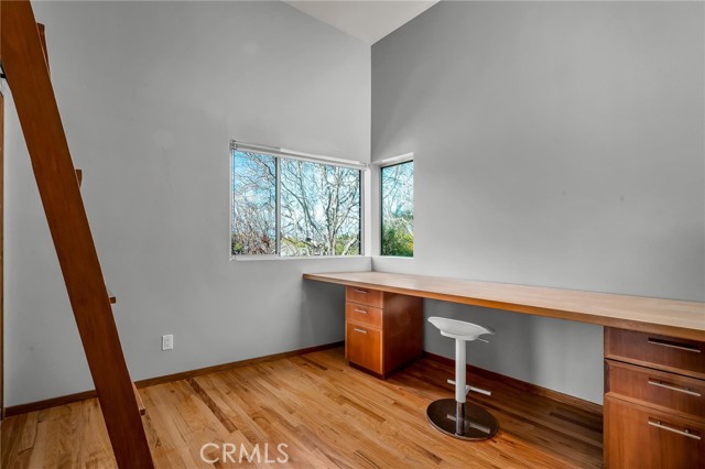 Detail Gallery Image 21 of 31 For 701 Hillcrest, El Segundo,  CA 90245 - 5 Beds | 2 Baths