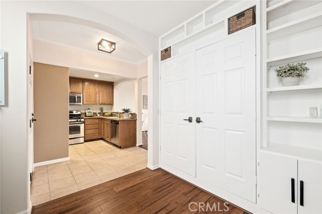 2001 Artesia Boulevard, Redondo Beach, California 90278, 1 Bedroom Bedrooms, ,1 BathroomBathrooms,Residential,Sold,Artesia,SB22258185