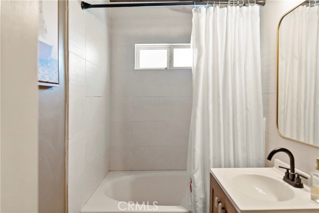2608 Temple Lane, Bakersfield CA: https://media.crmls.org/medias/17376209-abbc-4ea5-a949-d52df0b39fc2.jpg