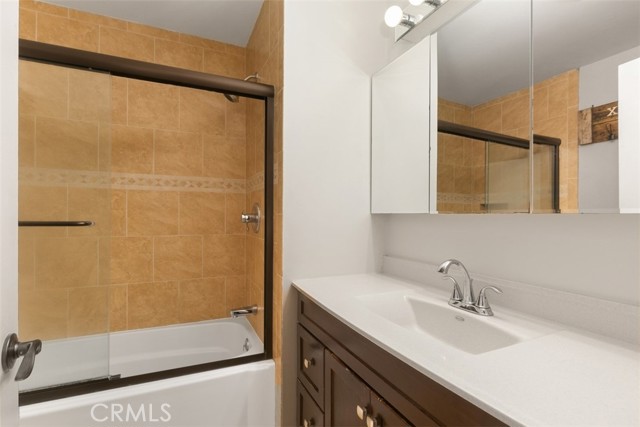 802 Camino Real, Redondo Beach, California 90277, 3 Bedrooms Bedrooms, ,2 BathroomsBathrooms,Residential,Sold,Camino Real,OC22093224