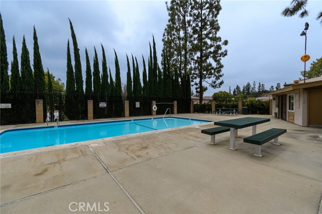 Detail Gallery Image 31 of 42 For 1090 W Calle Del Sol #3,  Azusa,  CA 91702 - 2 Beds | 1 Baths