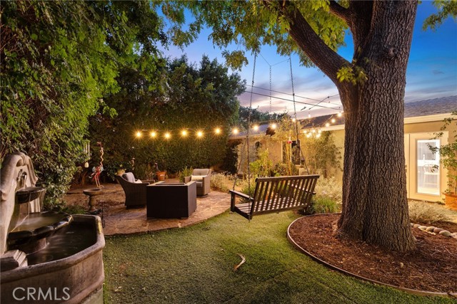 4855 Arcola Avenue, Toluca Lake CA: https://media.crmls.org/medias/1739076e-78c8-42ba-89d1-e330b89d496c.jpg