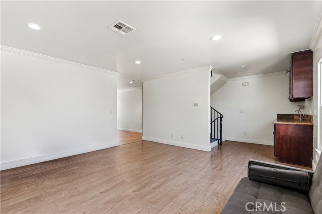 Detail Gallery Image 8 of 46 For 228 S San Marino Ave #B,  San Gabriel,  CA 91776 - 3 Beds | 3/1 Baths