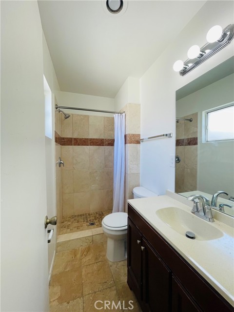 Detail Gallery Image 19 of 27 For 9722 Geyser Ave, Northridge,  CA 91324 - 3 Beds | 2 Baths