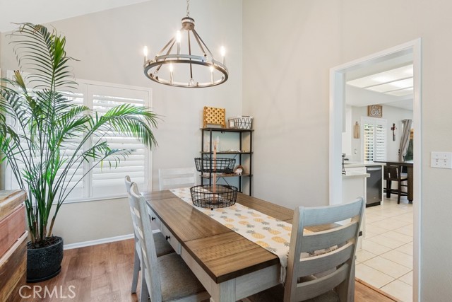 Detail Gallery Image 12 of 29 For 212 Eastpark Ln, Redlands,  CA 92374 - 3 Beds | 2/1 Baths