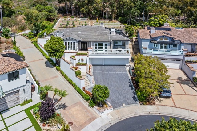 Detail Gallery Image 4 of 50 For 22911 via Orvieto, Dana Point,  CA 92629 - 4 Beds | 3/1 Baths