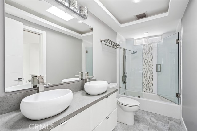 48 Drakes Bay Drive, Corona Del Mar (newport Beach), California 92625, 5 Bedrooms Bedrooms, ,4 BathroomsBathrooms,Residential Lease,For Rent,48 Drakes Bay Drive,CROC25117691