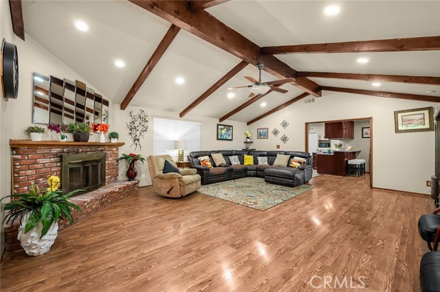 Detail Gallery Image 10 of 38 For 5026 W Roberts, Santa Ana,  CA 92704 - 4 Beds | 2 Baths