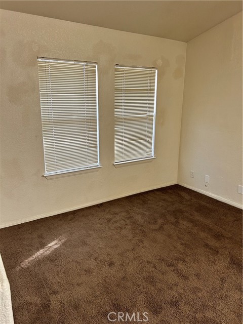 Detail Gallery Image 5 of 9 For 13240 Soft Cloud Way, Victorville,  CA 92392 - 3 Beds | 2 Baths