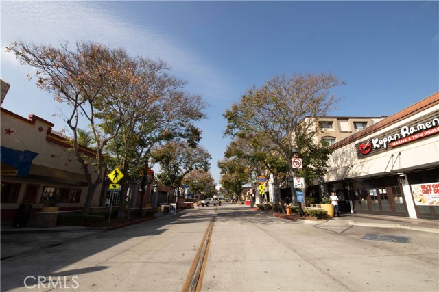 212 N San Fernando Boulevard, Burbank, California 91502, ,Commercial Lease,For Rent,212 N San Fernando Boulevard,CRSR24237886