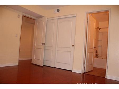 Photo #8: OC24175818 Listing 