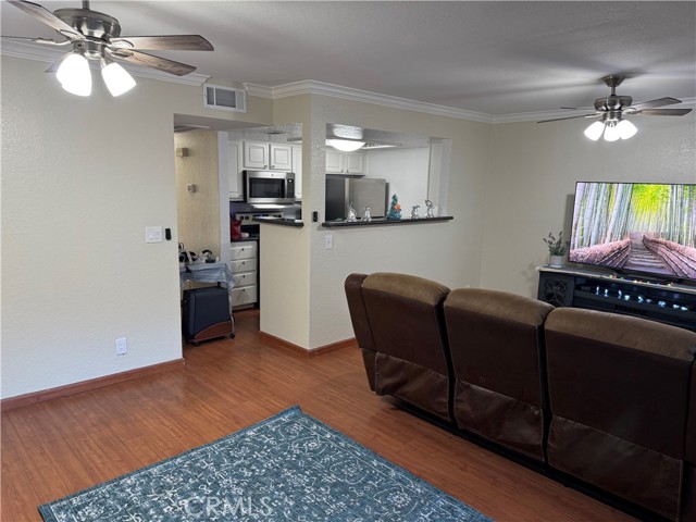 Detail Gallery Image 6 of 21 For 10151 Arrow #79,  Rancho Cucamonga,  CA 91730 - 1 Beds | 1 Baths