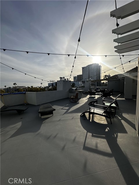 Detail Gallery Image 19 of 21 For 6038 Carlton Way #207,  Los Angeles,  CA 90028 - 2 Beds | 3 Baths