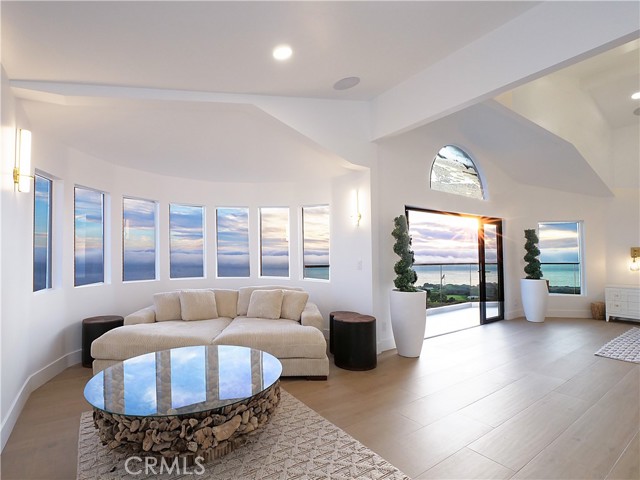 Detail Gallery Image 49 of 58 For 32551 Seacliff Dr, Rancho Palos Verdes,  CA 90275 - 4 Beds | 3/1 Baths